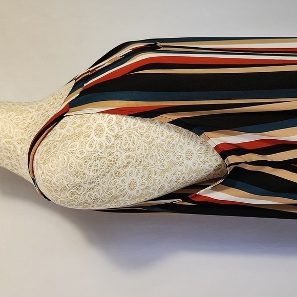 Torrid Georgette Goddess Multi-Stripe Keyhole Cut-out High-Low Sleeveles… - Picture 6 of 12